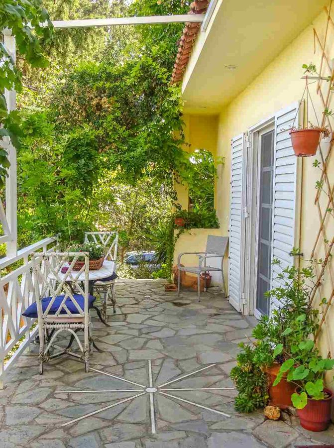 St. Thomas Bed And Breakfast Paianía Esterno foto